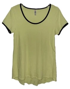 Lularoe Classic T Shirt Tunic Top Casual Chic Yellow & Black Women's Size XS - Picture 1 of 7