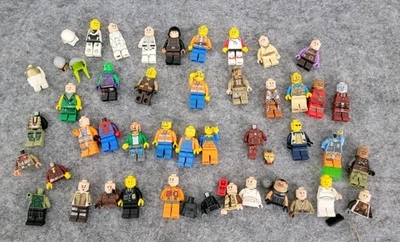 Large Lego Minifigure Lot, Many Different Themes Starwars Iron Man Lego City Etc - Image 1 of 4