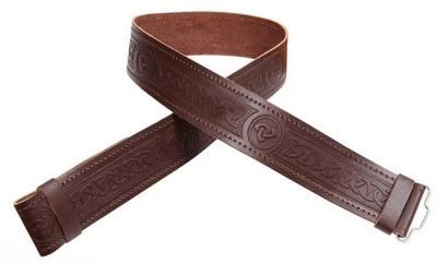 Cinturón escocés de cuero escocés Highland marrón celta sin hebilla solo talla pequeña Foto 1 de 2