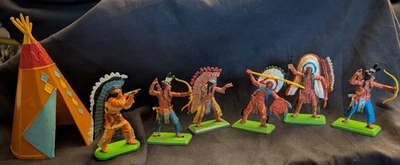1971 Detail Britains LTD Lote de 4 figuras de indios nativos americanos más tipi Foto 1 de 4