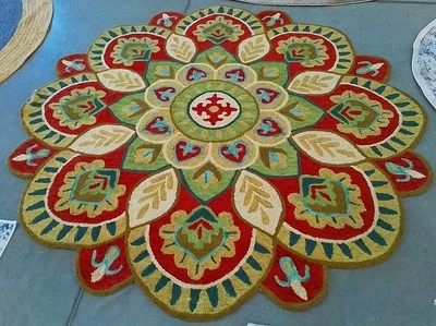 RED / TAUPE 7'-0" x 7'-0" Broken Thread Rug, Reduced Price 1172777450 NOV604Q-7R - Image 1 of 4