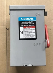 Siemens GD GF321NRA 30 Amp 4-Wire 240-Volt Fusible Outdoor Safety Switch - Picture 1 of 3