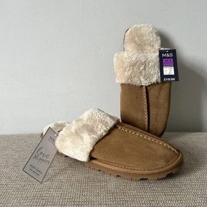 Marks and Spencer Ladies Suede Fur Lined Mule Slippers Size 9UK - Picture 1 of 6