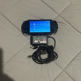 BLACK Sony PSP 1000 System w/ Charger & Memory Card Bundle TESTED