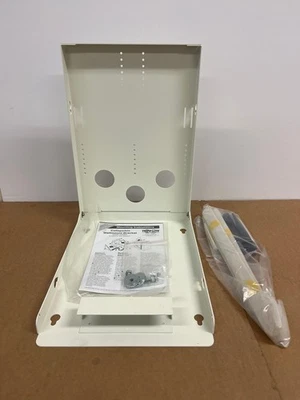 TRIPP LITE UPSWM WALLMOUNT RACK - Image 1 of 3