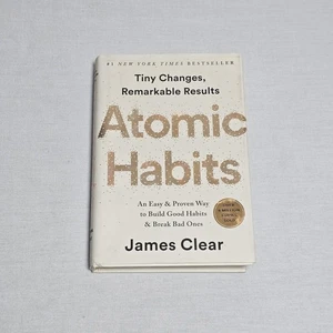 Atomic Habits An Easy and Proven Way to Build Good Habits James Clear Hardcover - Bild 1 von 9