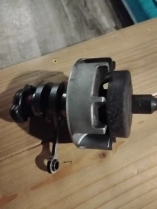 Original Stihl FS40 FS56 KM56 RC Trimmer Kurbelwelle mit Schwungrad und Kupplung - Bild 1 von 4