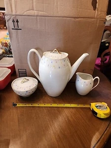 WIG360 PATTERN WINTERLING BAVARIA VINTAGE MCM Retro CHINA Teapot Set - Picture 1 of 6