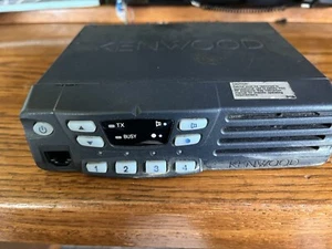 Kenwood Tk-7102H 50 Watt 4 Channel VHF Mobile Radio - Zdjęcie 1 z 4