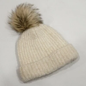Lucky Brand Women's Faux Fur PomPom Cream Knit Winter Beanie Hat One Size NWT - Bild 1 von 6