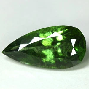 8.91 Cts " 100 % Natural Unheated MANCHURIAN Rutile Green Peridot_Pakistan " - Picture 1 of 3