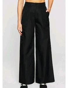 Fabletics Women's Size Small Nylon Cargo Wide Leg Pants in Black - Picture 1 of 4