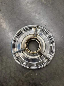 vintage hubcaps - Picture 1 of 4
