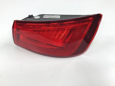 Audi A3 RH 2015 2016 pasajero luz trasera LED OEM 8V5945096C Foto 1 de 4