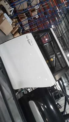 Used Rear Left Door Assembly Rear Side fits: 2017 Toyota Sienna L. manual slidin - Image 1 of 4