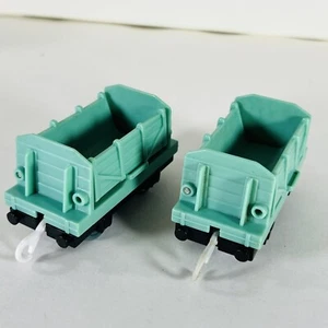 Thomas the Train Trackmaster Pair of Dump Cargo Cars Tender Pull Along 2 Green - Picture 1 of 13