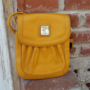 Tignanello  Leather Flap Front Swing Crossbody Bag Mustard Yellow Classic Preppy - Picture 1 of 14