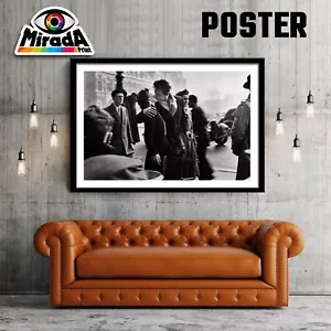 POSTER FOTO Robert Doisneau Bacio davanti all'Hotel de Ville QUALITY GRAPHICS - Foto 1 di 1