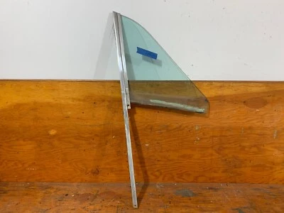 Сонет Saab Sonett III вентиляционное стекло для пассажирской двери сонет 3 V4 - Изображение 1 из 4