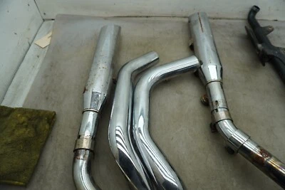 05 JUEGO TUBO ESCAPE HARLEY DAVIDSON SPORTSTER XL 883 CON SOPORTE E-3727 Foto 1 de 4