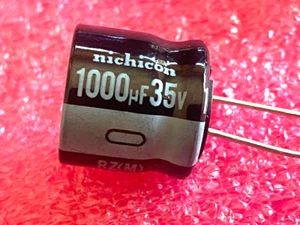 16 piezas NICHICON 1000UF 35V RADIAL 105-DEG URZ1V102MHD - Imagen 1 de 6