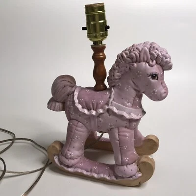 Lámpara mecedora de caballo pony acolchada cerámica rosa vintage decoración de campo guardería bebé Foto 1 de 4