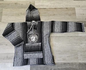 Poncho Sueter Nuevo - Picture 1 of 3