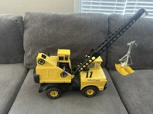 Vintage 1970's Mighty Tonka Crane - No. 3940 - Pressed Steel EUC And clean - Picture 1 of 12
