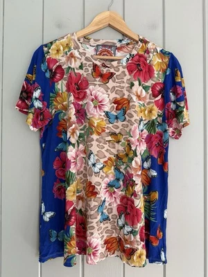 Camiseta Johnny Was Mayflower Favorite Crew SS Swing M Camisa Mediana Mariposa Floral Foto 1 de 4