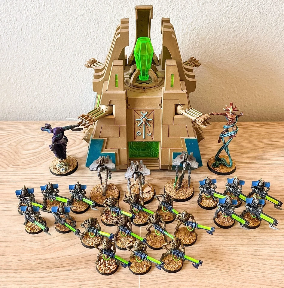 Warhammer 40k Necrones - Ejército Dinastía Sautekh Pintado - En Caja (228) Foto 1 de 1
