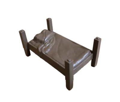 Conte 1950s Western Ranch Playset Single Unmade Bunk Bed, Brown Plastic ** Foto 1 de 4