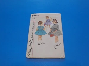 VTG 1950s Simplicity Sewing Pattern 4067 Girls Dress With Pin Tucks Size 6 - Picture 1 of 3