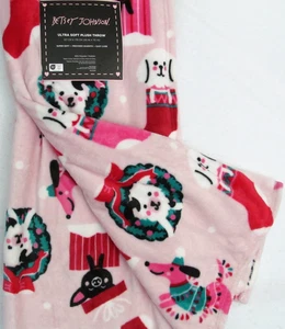 Betsey Johnson Christmas Festive Fun Cute Puppy Dogs Soft Blanket Throw 50x70 - Picture 1 of 6