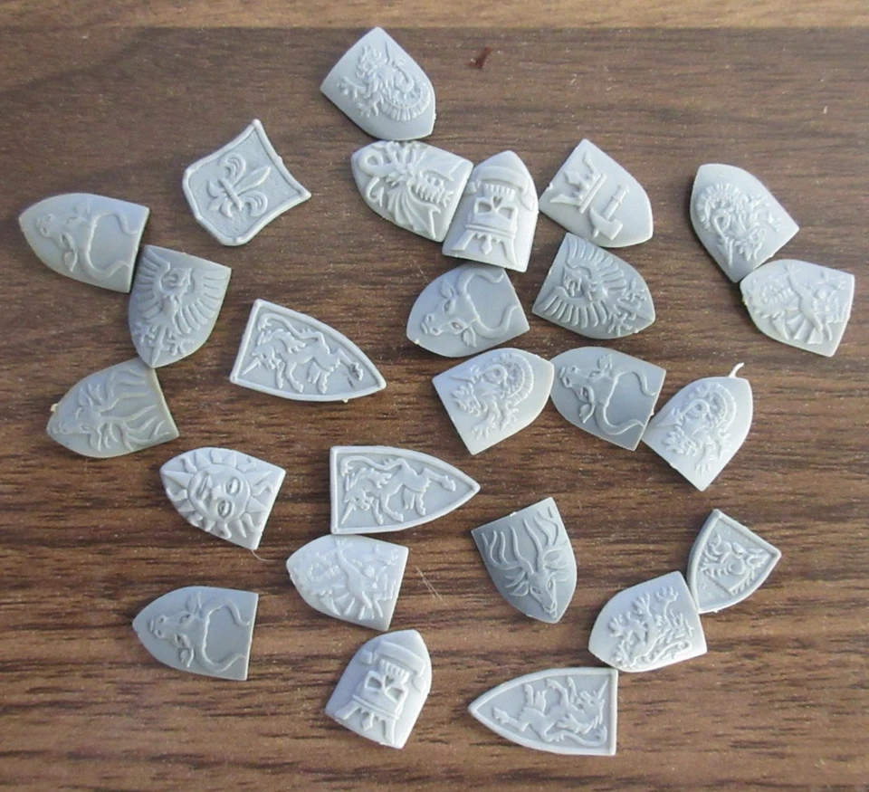 Warhammer Bretonnian Empire Bits Escudos Ornamentados (¡5 al azar!!) Foto 1 de 1