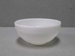 FIRE KING WHITE COLONIAL BAND 7 1/2" NESTING MIXING BOWL Mid-Century OVEN WARE  - Picture 1 of 8