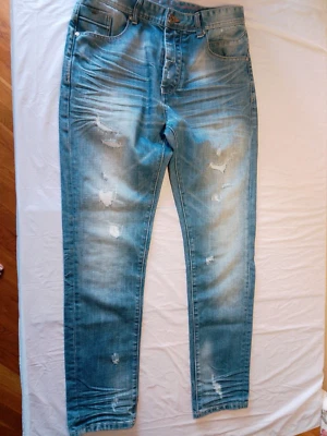 Vaqueros 9901 diseñados a pedido, 32. Foto 1 de 4