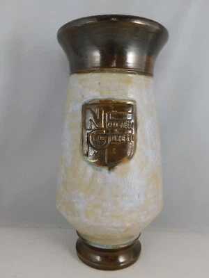 POT VASE PUBLICITAIRE GRES VERNI NOUVELLE GAZETTE SIGNE LOSSON HAUT 25.5CM SA70 - Photo 1/4