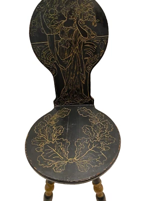 Silla de mujer Pyography Foto 1 de 4