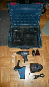Bosch GSR 10.8 / 12, 2- Li, voll Funktionsfähig, Box, Holster, 2x Akku, Ladeger - Bild 1 von 12