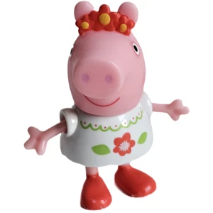 Peppa Pig Magical Parade Figure  - Picture 1 of 6