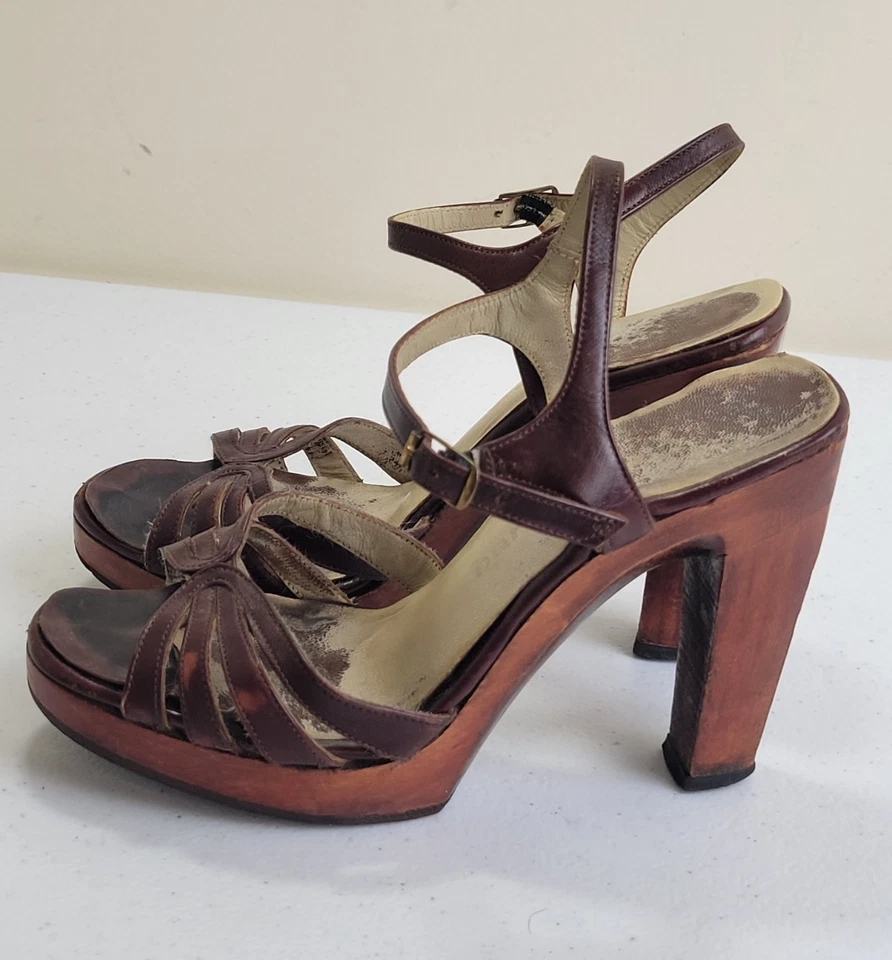 Tacones altos vintage Baretraps años 90 suela de tacón de madera cuero marrón para mujer talla 5,5-6 Foto 1 de 4
