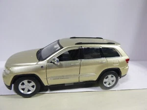 Maisto 2011 Jeep Grand Cherokee Trail Rating Gold 1/24 Beauty S/N 01248 - Bild 1 von 3
