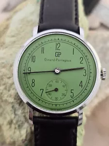 GIRARD PERREGAUX A CUERDA DE HOMBRE DIAL RESTAURADO COLOR VERDE CAJA NIQUELADO - Picture 1 of 12