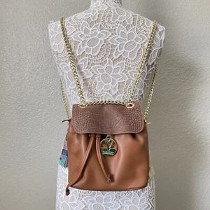 Bolso Mochila Convertible Valentina Cuero Italiano Correa Cadena Oro Camel - Imagen 1 de 18