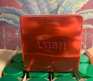 BN Rare Lush Both Bomb Square Storage Tins in RED - Picture 1 of 3