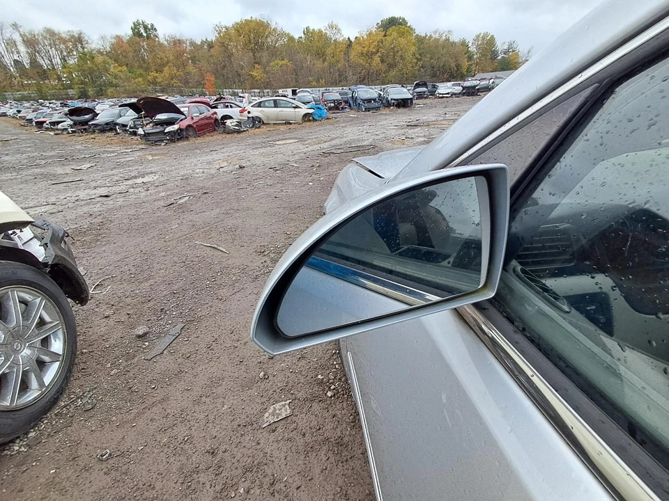 Espejo retrovisor de puerta izquierdo usado se adapta a: Chevrolet Impala Power 2012 sin grano térmico opcional DG7 Foto 1 de 4