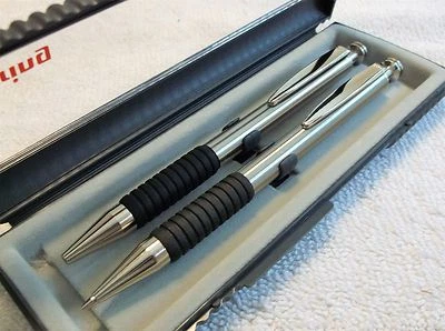 BOLÍGRAFO ROTRING ALPHA Y LÁPIZ .7MM / NUEVO EN CAJA Foto 1 de 4