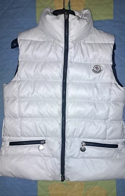 Giacca smanicata Moncler - colore bianco - taglia 10 anni /140 cm. per bambina - Immagine 1 di 4