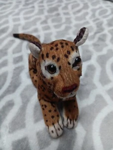 Vintage Goffa Int'l Cheetah Lying Down Small Plush Wildcat Wildlife Cat Toy - Picture 1 of 4