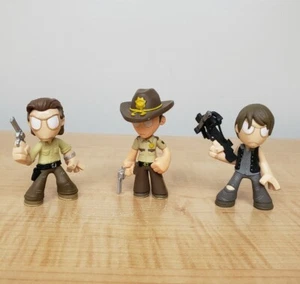 Funko Mini Figuras The Walking Dead Lote de 3 Rick Grimes Daryl Dixon Sheriff - Imagen 1 de 22